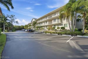 3021 Sandpiper Bay Circle, Naples, FL 34112 - MLS#226002081