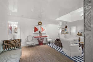 295 6th Street, Naples, FL 34102 - MLS#226002093