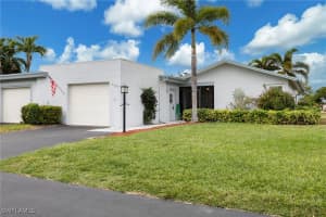 3339 Boca Ciega Dr D11, Naples