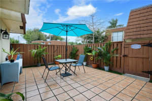 5247 Cedarbend Drive, Fort Myers, FL 33919 - MLS#226002135