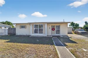 21035 Glendale Avenue, Port Charlotte, FL 33952 - MLS#226002162