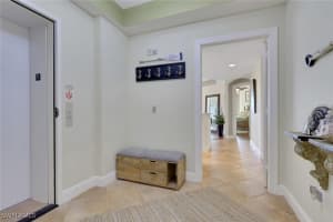 2743 1st Street, Fort Myers, FL 33916 - MLS#226002164