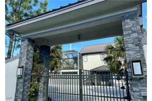 3585 33rd Ave Ne, Naples