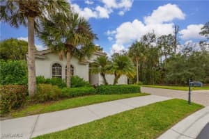 15818 Delaplata Lane, Naples, FL 34110 - MLS#226002221