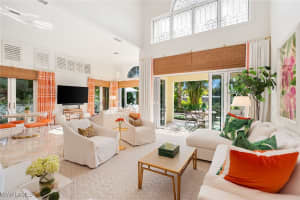 248 Point Salerno, Naples, FL 34108 - MLS#226002234