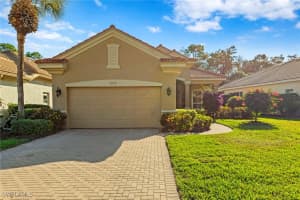 9230 Troon Lakes Drive, Naples, FL 34109 - MLS#226002248