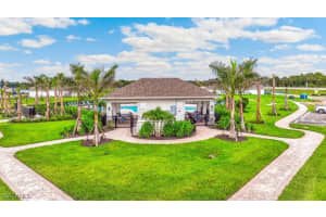 1198 BROOKLANDS Drive, Fort Myers, FL 33905 - MLS#226002314