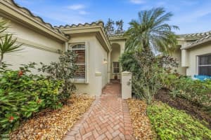 809 Vistana Circle, Naples, FL 34119 - MLS#226002319