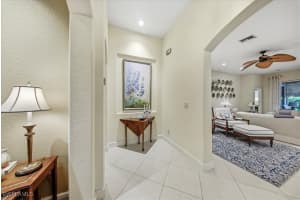 809 Vistana Circle, Naples, FL 34119 - MLS#226002319