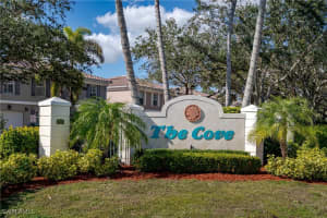 5353 Cove Cir, Naples