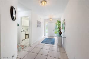 189 Marseille Drive, Naples, FL 34112 - MLS#226002428