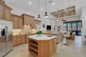 5865 Hammock Isles Circle, Naples, FL 34119 - MLS#226002443