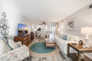 142 Palm Drive, Naples, FL 34112 - MLS#226002455