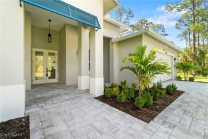 1970 17th Street, Naples, FL 34117 - MLS#226002460