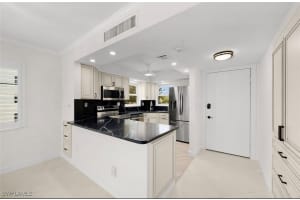 29 High Point Circle, Naples, FL 34103 - MLS#226002478