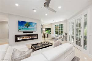 173 Colonade Cir 1401, Naples