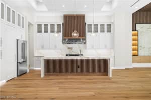 5000 Palmetto Woods Drive, Naples, FL 34119 - MLS#226002517