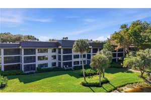 5950 Pelican Bay Boulevard, Naples, FL 34108 - MLS#226002534