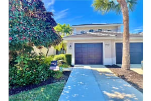 1945 Crestview Way, Naples, FL 34119 - MLS#226002538