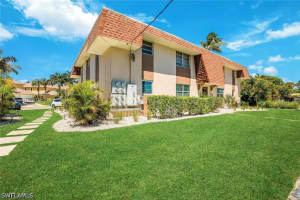 457 Tallwood Street, Marco Island, FL 34145 - MLS#226002555