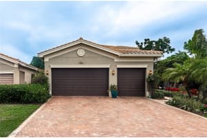 13808 LUNA Drive, Naples, FL 34109 - MLS#226002605