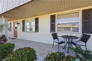 118 Gledhill Court, Fort Myers, FL 33919 - MLS#226002611