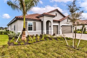 2066 Grove Drive, Naples, FL 34120 - MLS#226002621