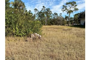 745 Oro Avenue, Lehigh Acres, FL 33974 - MLS#226002641