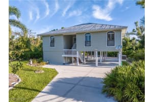 4403 Lake Heather Circle, St James City, FL 33956 - MLS#226002644