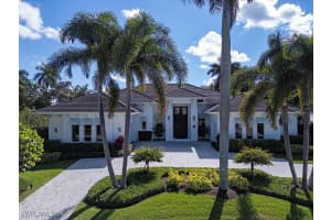 452 Putter Point Drive, Naples, FL 34103 - MLS#226002671