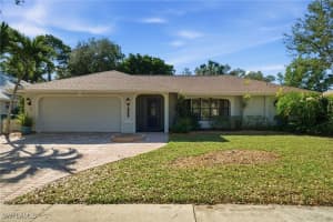 2644 River Reach Drive, Naples, FL 34104 - MLS#226002691