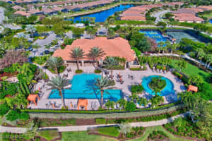 8266 Promoso Ct, Naples