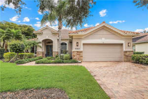 9383 Copper Rock Ct, Naples