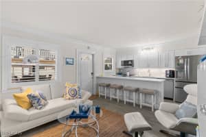 980 7th Ave S 102, Naples 980 7th Ave S 102, Naples