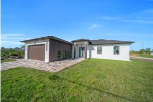 945 Gregory Street, Lehigh Acres, FL 33974 - MLS#226002931