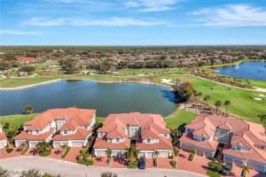 608 El Camino Real 202, Naples, FL 34119 - MLS#226002968