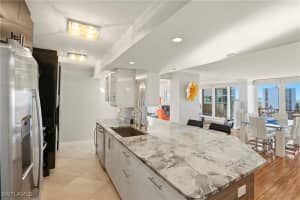 4001 Gulf Shore Boulevard, Naples, FL 34103 - MLS#226003000