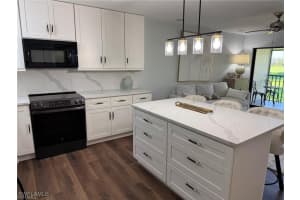 746 Eagle Creek Drive, Naples, FL 34113 - MLS#226003018