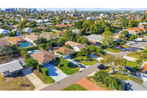 560 109th Avenue, Naples, FL 34108 - MLS#226003052