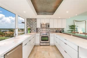 6825 Grenadier Boulevard, Naples, FL 34108 - MLS#226003074