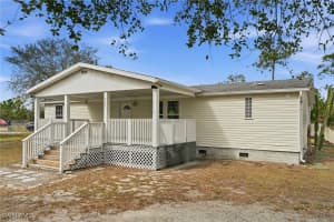 3361 2nd Ave Ne, Naples