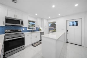 2858 Arbutus Street, Naples, FL 34112 - MLS#226003106