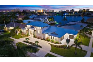 1113 Lamplighter Court, Marco Island, FL 34145 - MLS#226003126