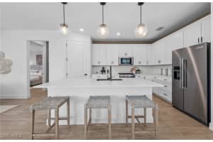 2072 Freemont Way, Naples, FL 34120 - MLS#226003132