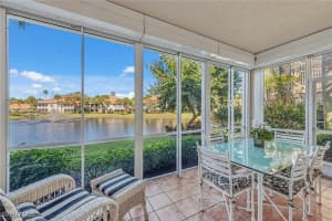 8445 Abbington Cir 712, Naples