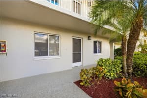 1001 Eastham Way, Naples, FL 34104 - MLS#226003184