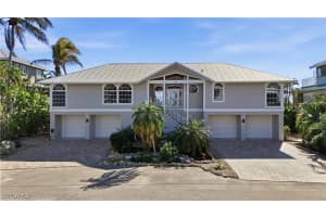 56 Fairview Boulevard, Fort Myers Beach, FL 33931 - MLS#226003236