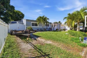 6800 28th Avenue, Miami, FL 33147 - MLS#226003244