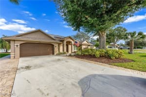 380 Ashbury Way, Naples, FL 34110 - MLS#226003247