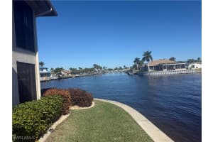 4001 Se 19th Pl 2, Cape Coral